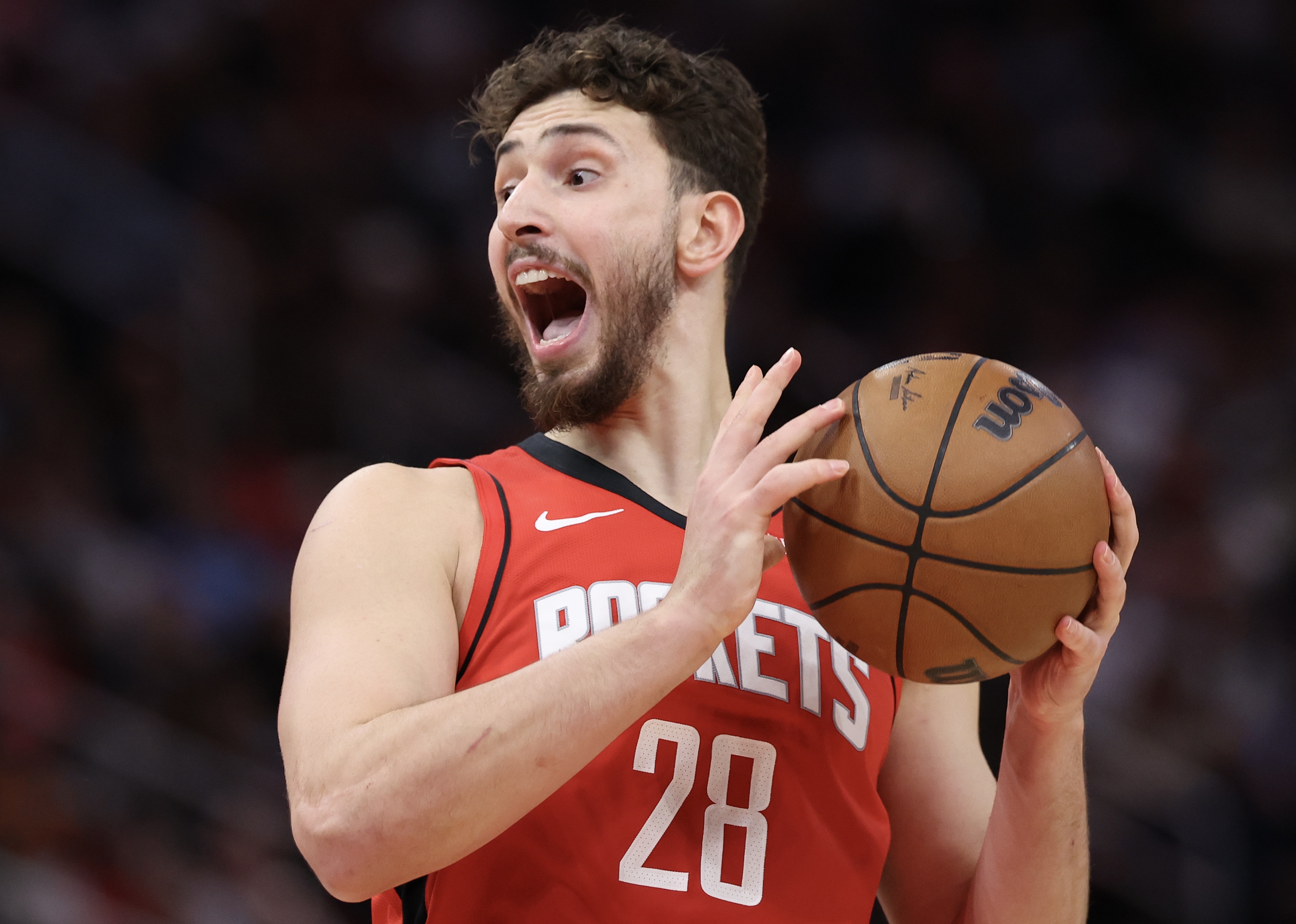 开云注册网址-对手挡拆让自己去防后卫？申京：我知道自己能防住 但没足够努力